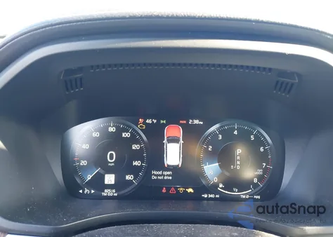 2019 Volvo Xc60 T5 Inscription z USA, uszkodzony, nr VIN LYV102RL7KB223400